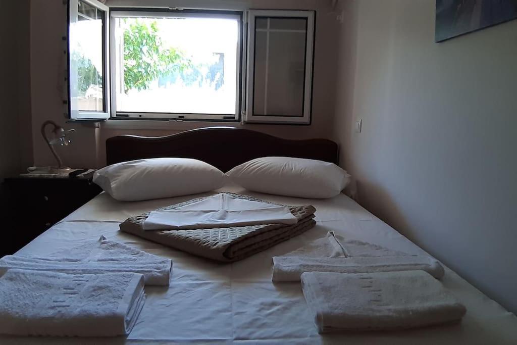 Apartment Lakka Athikia