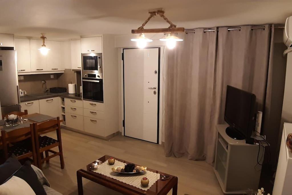 Apartment Lakka Athikia